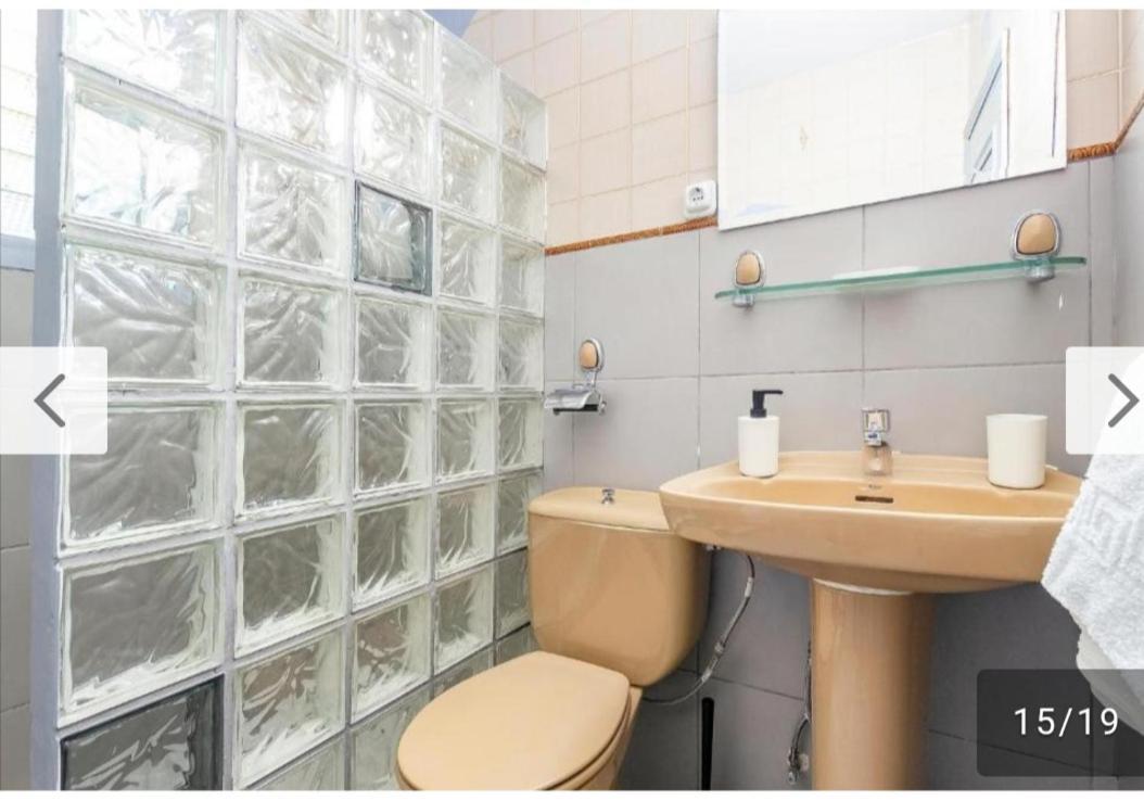Apartamentos Carihuela Torremolinos Luaran gambar